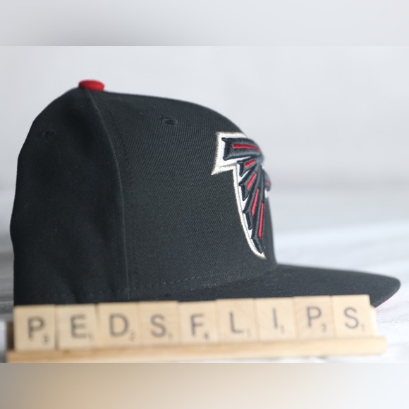 Atlanta Falcons New Era NFL Fitted Hat - Picture 3 of 7